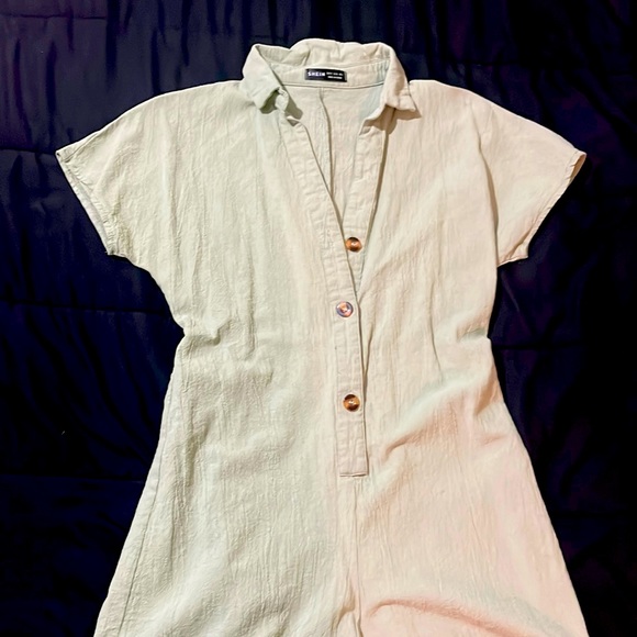 Green Rumper - Picture 2 of 3